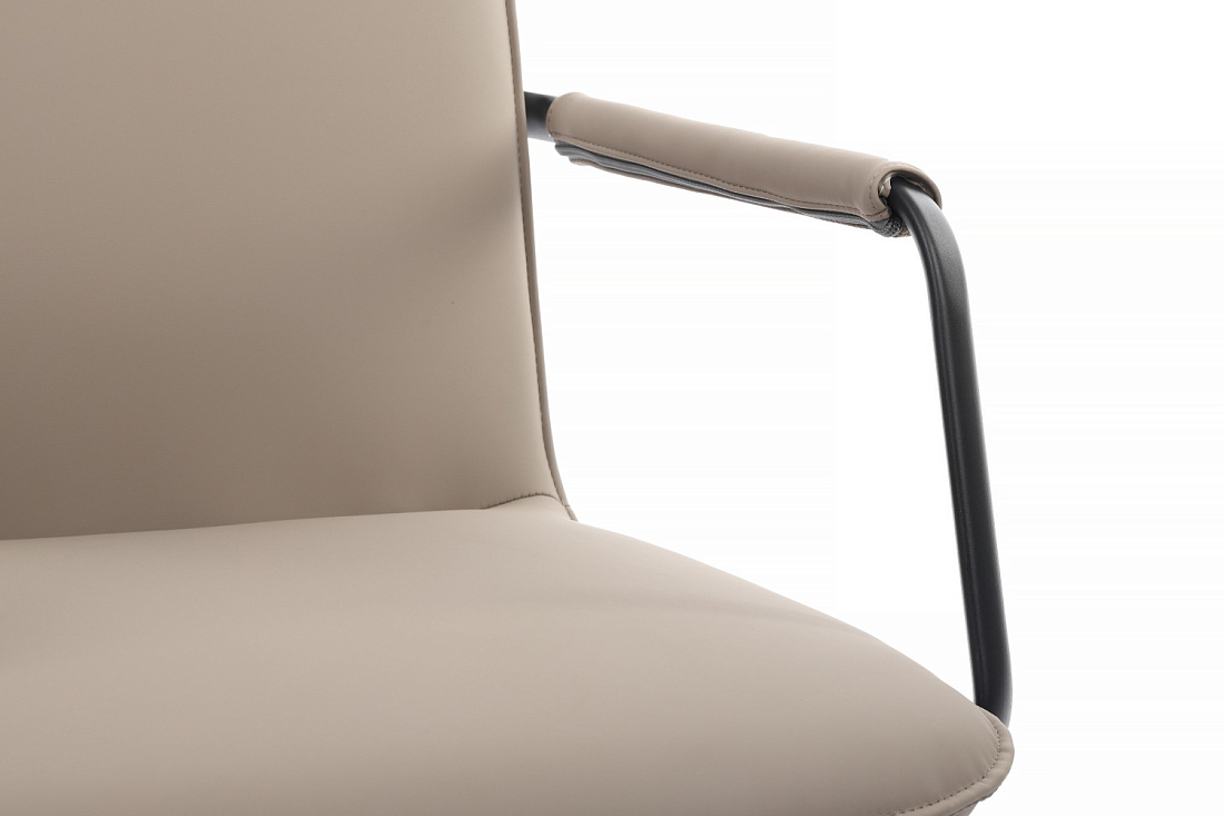кресло руководителя rv chair tino cm-p004as бежевая экокожа фото
