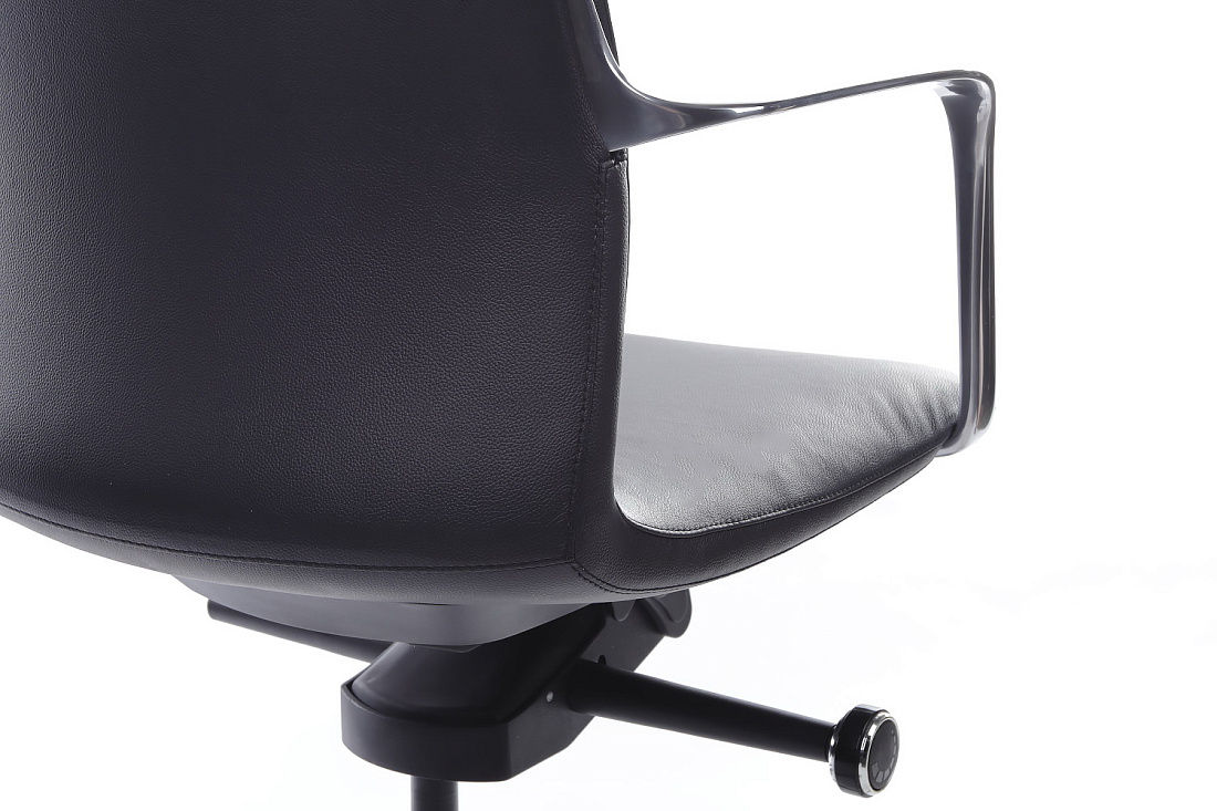 Кресло руководителя RV Design PLAZA FK004-A13 Чёрная кожа  стоимость