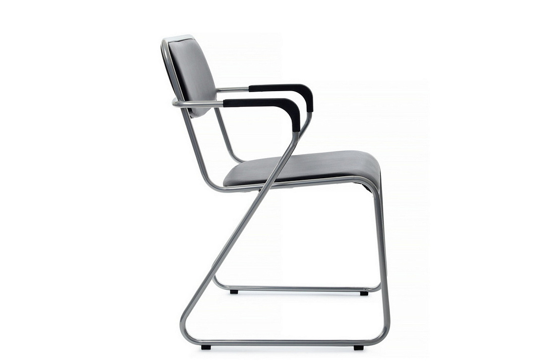 кресло rv chair nix plus omkl-03 чёрная экокожа / хром металл фото