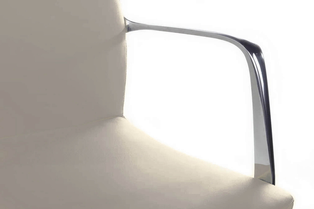 Конференц-кресло RV Design PLAZA-M FK004-B12 Светло-серая кожа  стоимость