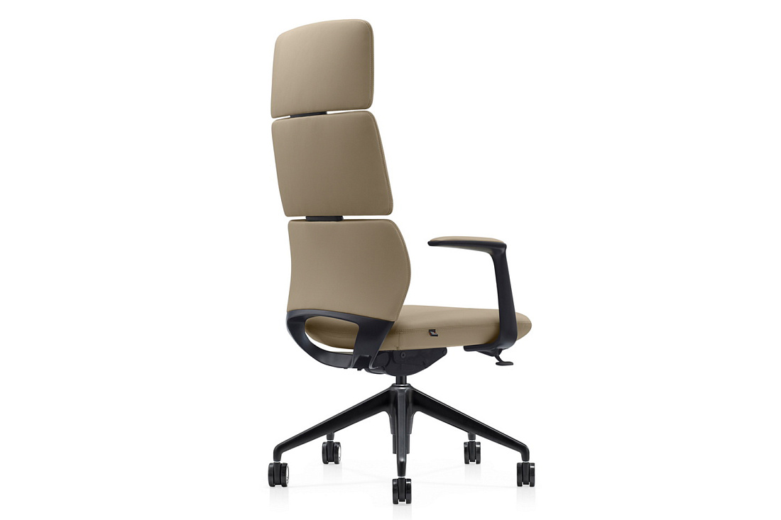 кресло руководителя rv design venetto fk013-a12 светло-бежевая кожа фото