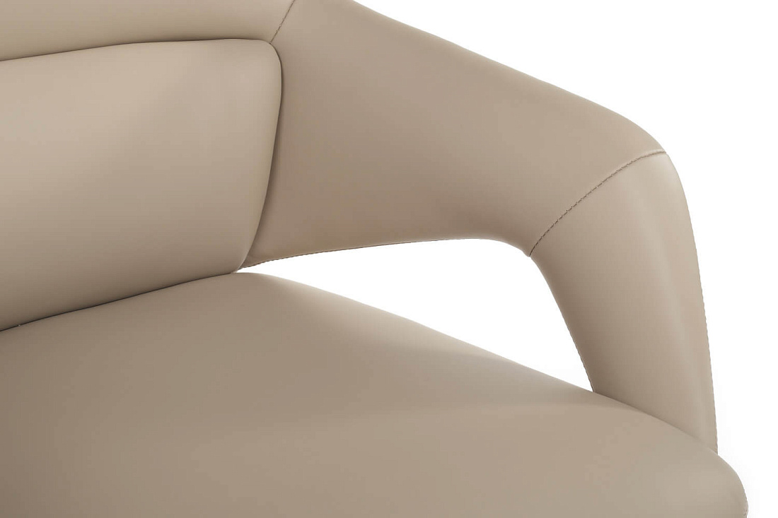 Кресло руководителя RV Design AURA-M FK005-B Светло-бежевая кожа  стоимость