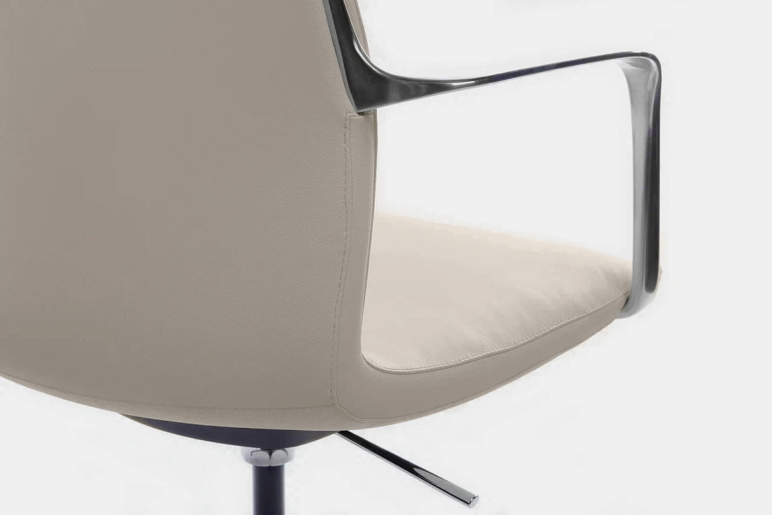 Конференц-кресло RV Design PLAZA-M FK004-B12 Светло-серая кожа  стоимость